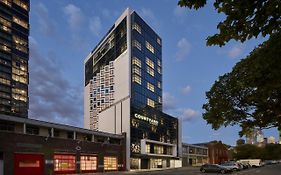 Courtyard By Marriott Melbourne Flagstaff Gardens